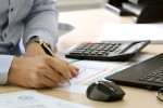 La modulistica messa a disposizione dalla stazione appaltante per la presentazione delle offerte non può prevalere sulle prescrizioni del disciplinare